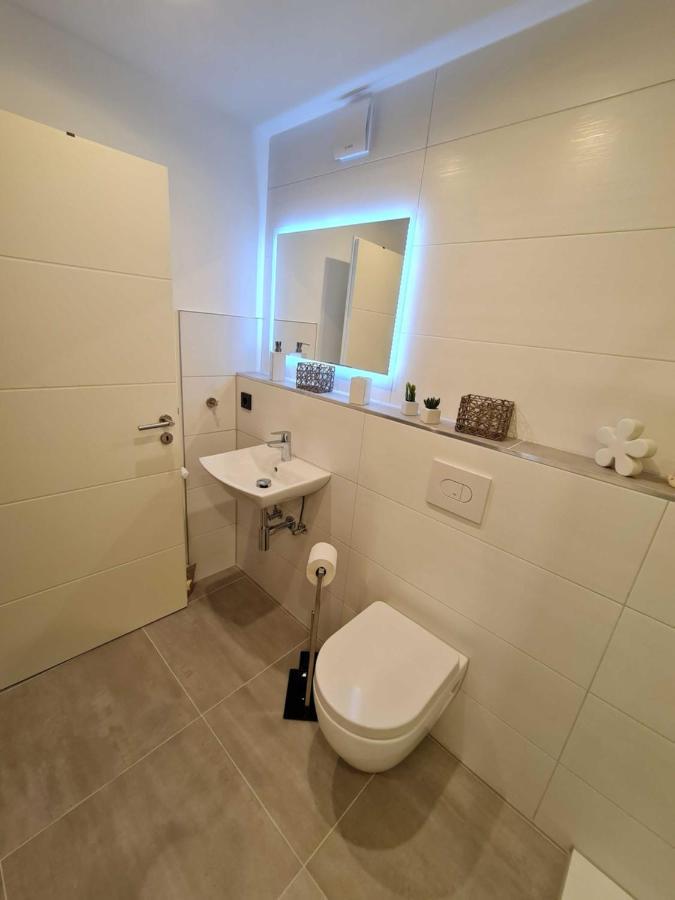 Ferienwohnung Gemmel โอเวอราธ ภายนอก รูปภาพ